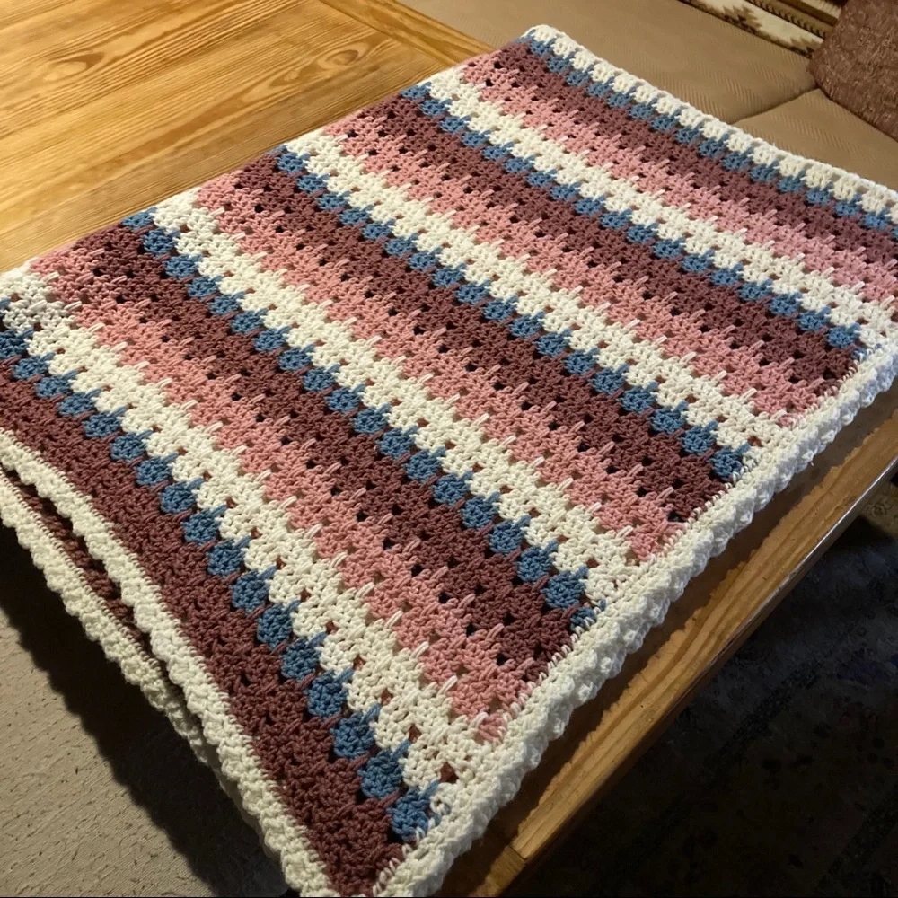Large Handmade knit blanket_8